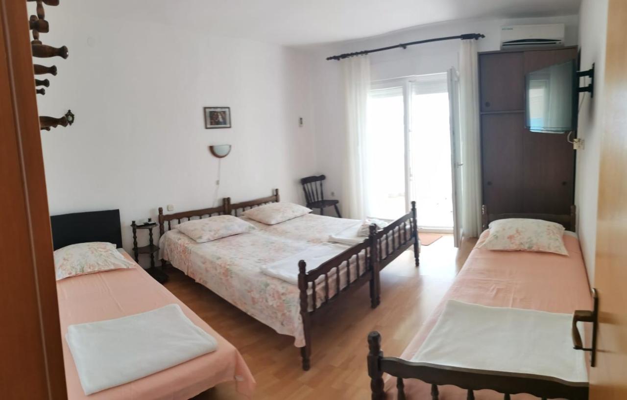 Apartments By The Sea Rogoznica - 12995 Exterior photo